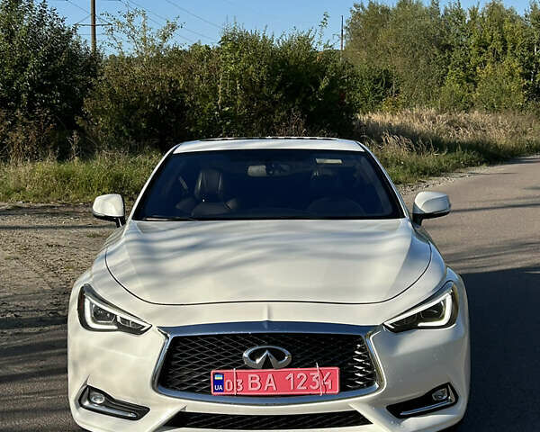 Білий Інфініті Q60, об'ємом двигуна 2 л та пробігом 163 тис. км за 17950 $, фото 3 на Automoto.ua