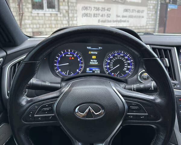 Белый Инфинити Q60, объемом двигателя 2 л и пробегом 163 тыс. км за 18750 $, фото 22 на Automoto.ua