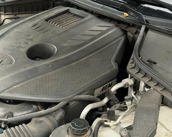 Белый Инфинити Q60, объемом двигателя 2 л и пробегом 163 тыс. км за 18750 $, фото 26 на Automoto.ua