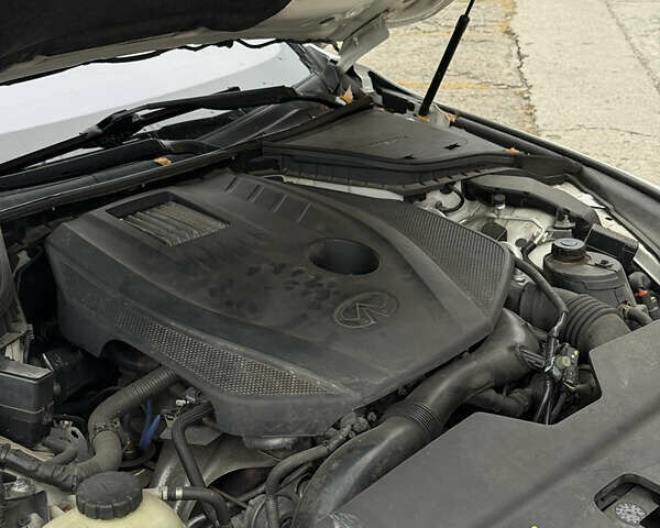 Белый Инфинити Q60, объемом двигателя 2 л и пробегом 163 тыс. км за 18750 $, фото 27 на Automoto.ua