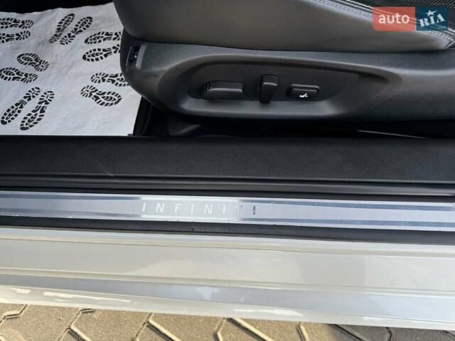 Білий Інфініті Q60, об'ємом двигуна 3 л та пробігом 85 тис. км за 24500 $, фото 7 на Automoto.ua