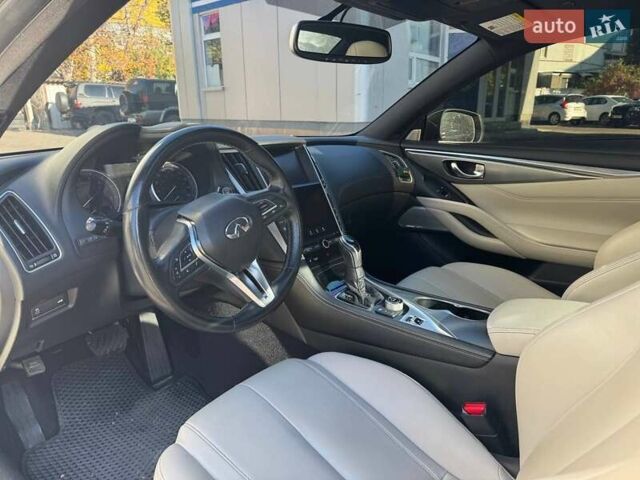 Белый Инфинити Q60, объемом двигателя 3 л и пробегом 85 тыс. км за 17900 $, фото 2 на Automoto.ua