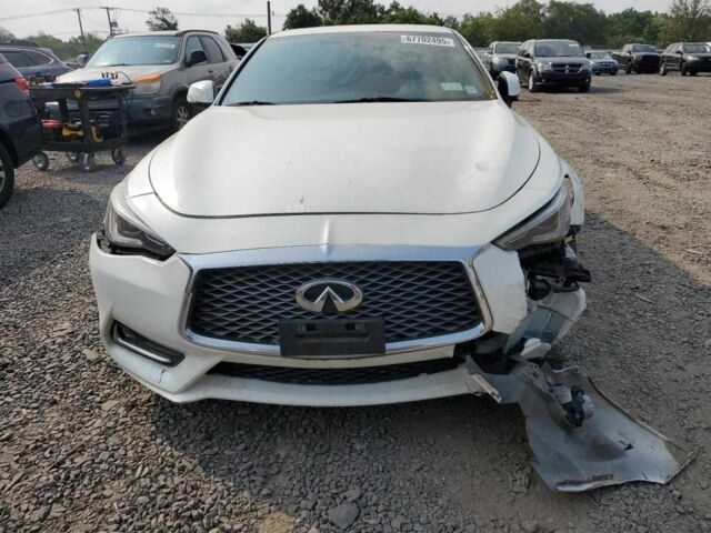 Белый Инфинити Q60, объемом двигателя 2 л и пробегом 210 тыс. км за 10700 $, фото 3 на Automoto.ua