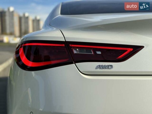 Білий Інфініті Q60, об'ємом двигуна 3 л та пробігом 85 тис. км за 24500 $, фото 58 на Automoto.ua