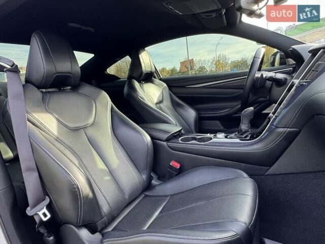 Білий Інфініті Q60, об'ємом двигуна 3 л та пробігом 85 тис. км за 24500 $, фото 10 на Automoto.ua
