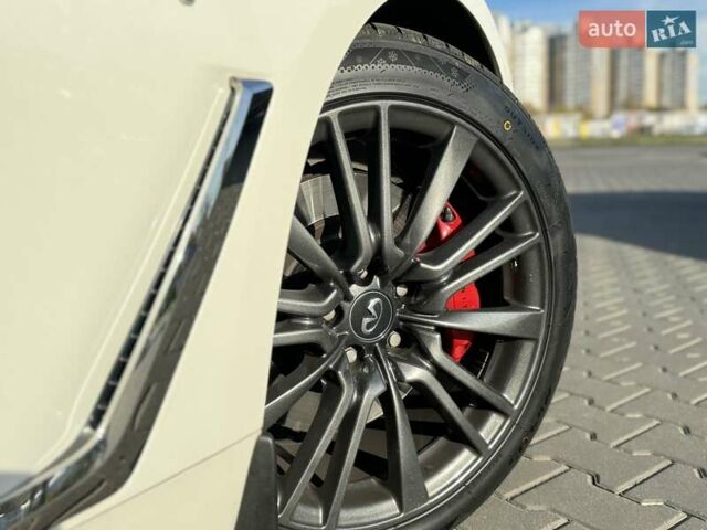 Белый Инфинити Q60, объемом двигателя 3 л и пробегом 85 тыс. км за 26500 $, фото 16 на Automoto.ua