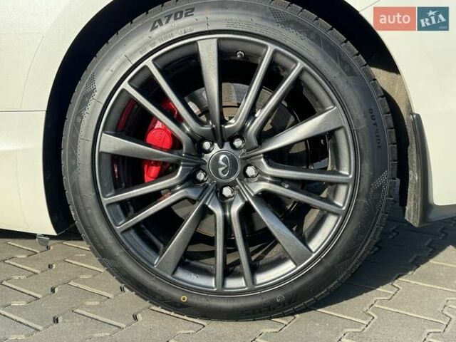 Білий Інфініті Q60, об'ємом двигуна 3 л та пробігом 85 тис. км за 24500 $, фото 42 на Automoto.ua