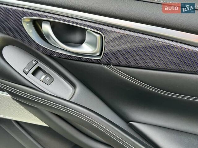 Белый Инфинити Q60, объемом двигателя 3 л и пробегом 85 тыс. км за 26500 $, фото 102 на Automoto.ua