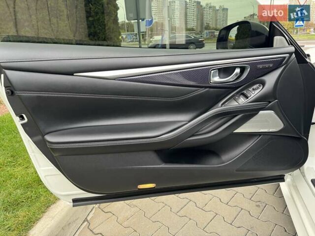 Белый Инфинити Q60, объемом двигателя 3 л и пробегом 85 тыс. км за 27500 $, фото 62 на Automoto.ua