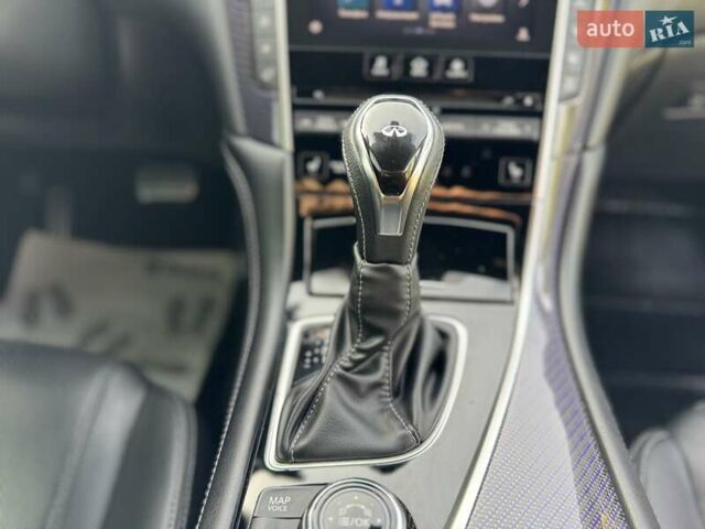 Белый Инфинити Q60, объемом двигателя 3 л и пробегом 85 тыс. км за 26500 $, фото 94 на Automoto.ua