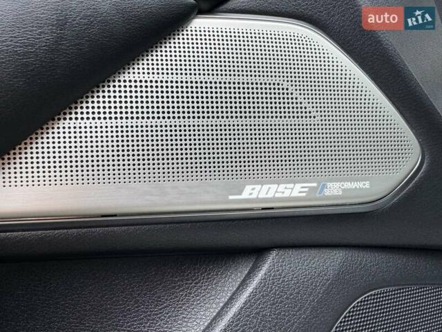 Белый Инфинити Q60, объемом двигателя 3 л и пробегом 85 тыс. км за 27500 $, фото 88 на Automoto.ua