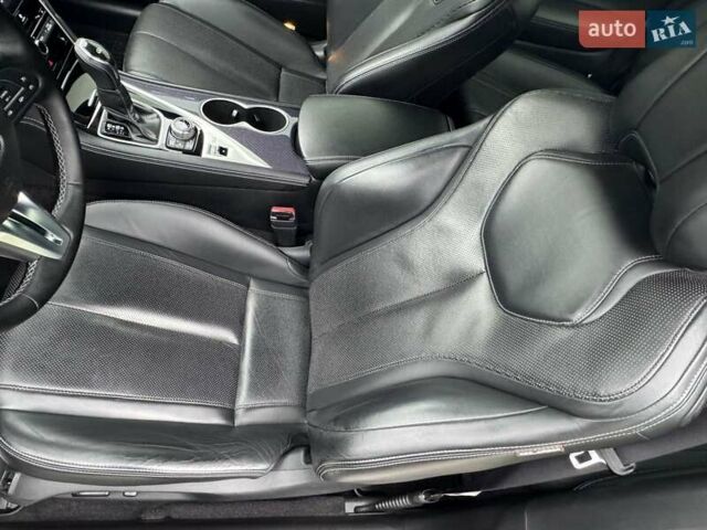 Белый Инфинити Q60, объемом двигателя 3 л и пробегом 85 тыс. км за 27500 $, фото 52 на Automoto.ua