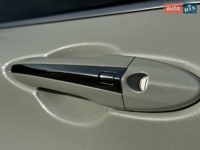 Білий Інфініті Q60, об'ємом двигуна 3 л та пробігом 85 тис. км за 24500 $, фото 40 на Automoto.ua