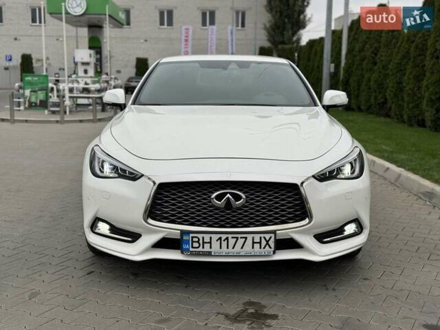 Белый Инфинити Q60, объемом двигателя 3 л и пробегом 85 тыс. км за 27500 $, фото 3 на Automoto.ua