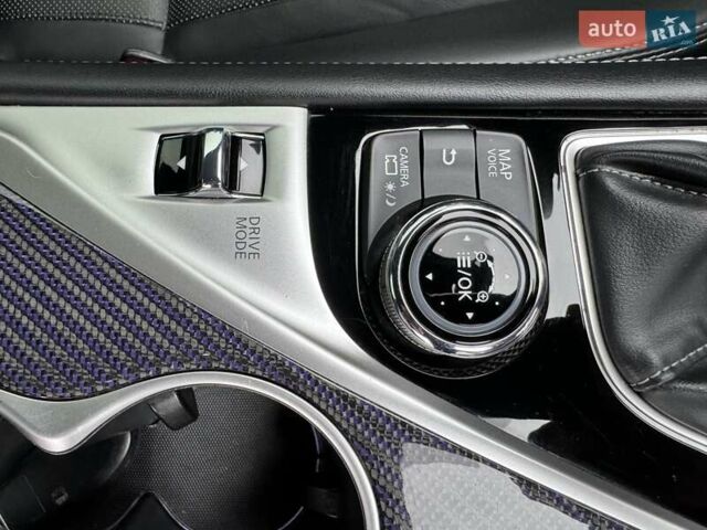 Белый Инфинити Q60, объемом двигателя 3 л и пробегом 85 тыс. км за 27500 $, фото 72 на Automoto.ua