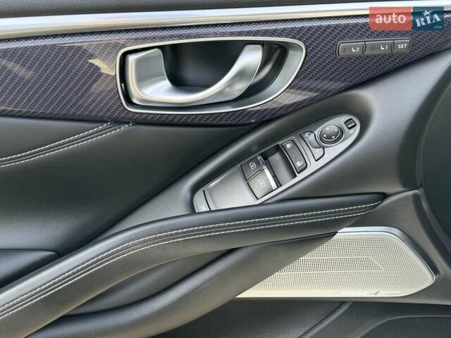 Белый Инфинити Q60, объемом двигателя 3 л и пробегом 85 тыс. км за 26500 $, фото 112 на Automoto.ua