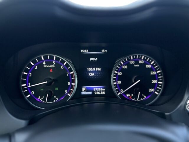 Білий Інфініті Q60, об'ємом двигуна 3 л та пробігом 105 тис. км за 22400 $, фото 9 на Automoto.ua