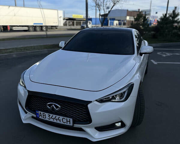 Білий Інфініті Q60, об'ємом двигуна 3 л та пробігом 103 тис. км за 22400 $, фото 2 на Automoto.ua