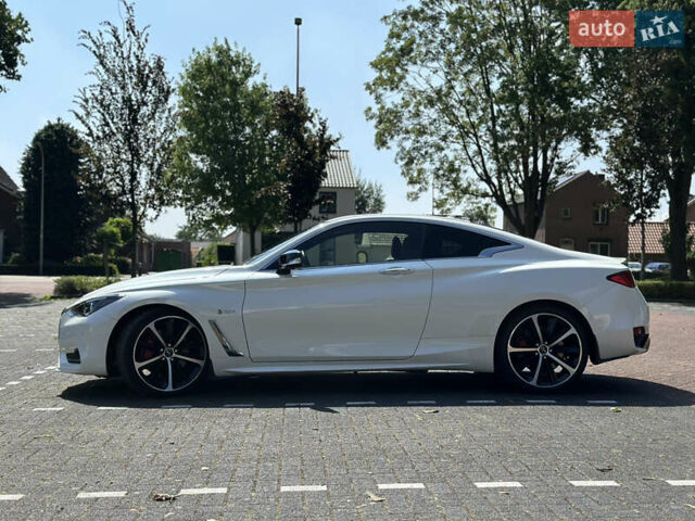 Белый Инфинити Q60, объемом двигателя 3 л и пробегом 60 тыс. км за 25500 $, фото 1 на Automoto.ua
