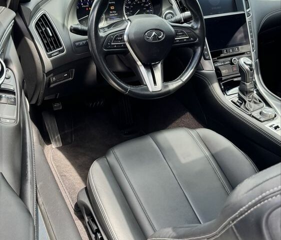 Белый Инфинити Q60, объемом двигателя 3 л и пробегом 35 тыс. км за 22700 $, фото 9 на Automoto.ua