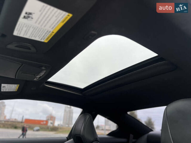 Белый Инфинити Q60, объемом двигателя 3 л и пробегом 36 тыс. км за 23000 $, фото 36 на Automoto.ua