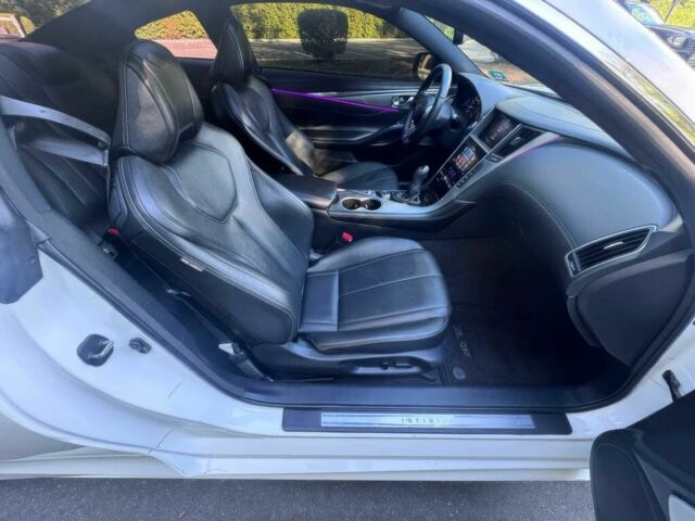 Белый Инфинити Q60, объемом двигателя 3 л и пробегом 42 тыс. км за 14700 $, фото 8 на Automoto.ua