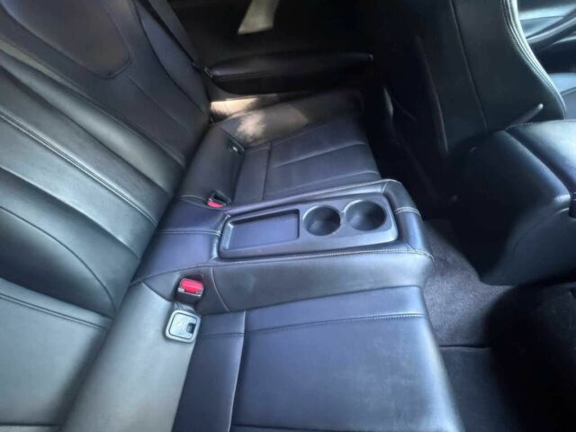 Белый Инфинити Q60, объемом двигателя 3 л и пробегом 42 тыс. км за 14700 $, фото 14 на Automoto.ua