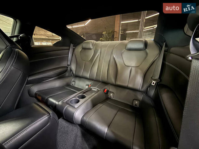 Білий Інфініті Q60, об'ємом двигуна 3 л та пробігом 29 тис. км за 28200 $, фото 4 на Automoto.ua