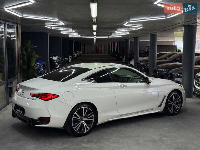 Білий Інфініті Q60, об'ємом двигуна 3 л та пробігом 29 тис. км за 28200 $, фото 2 на Automoto.ua