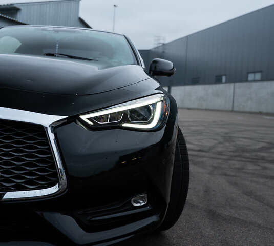 Черный Инфинити Q60, объемом двигателя 3 л и пробегом 85 тыс. км за 20800 $, фото 9 на Automoto.ua