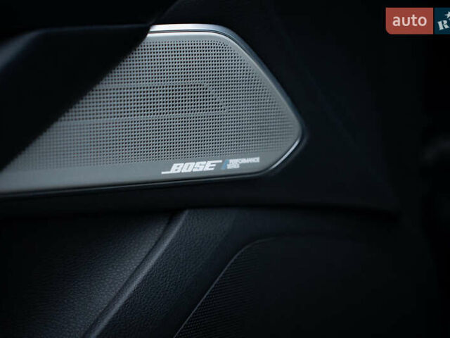 Черный Инфинити Q60, объемом двигателя 3 л и пробегом 85 тыс. км за 20800 $, фото 19 на Automoto.ua