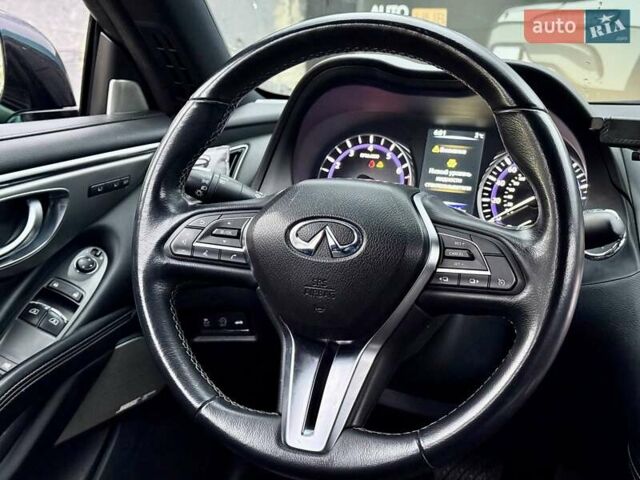 Черный Инфинити Q60, объемом двигателя 1.99 л и пробегом 112 тыс. км за 16500 $, фото 12 на Automoto.ua