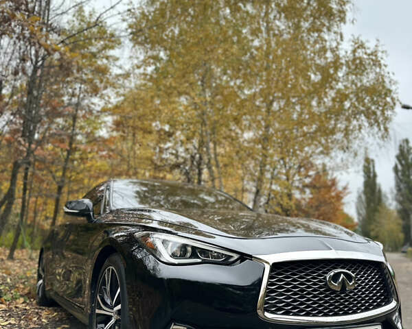 Черный Инфинити Q60, объемом двигателя 1.99 л и пробегом 92 тыс. км за 21500 $, фото 1 на Automoto.ua