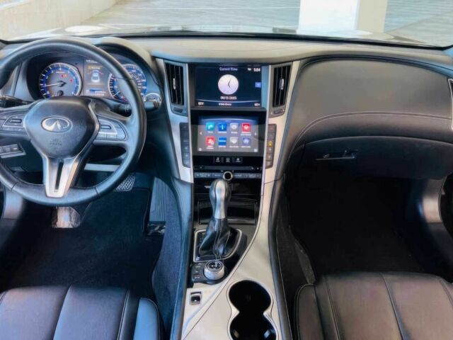 Черный Инфинити Q60, объемом двигателя 2 л и пробегом 52 тыс. км за 11600 $, фото 9 на Automoto.ua