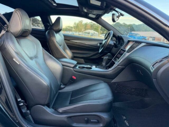 Черный Инфинити Q60, объемом двигателя 3 л и пробегом 52 тыс. км за 12500 $, фото 11 на Automoto.ua