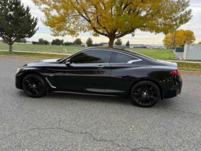 Черный Инфинити Q60, объемом двигателя 3 л и пробегом 61 тыс. км за 4500 $, фото 4 на Automoto.ua