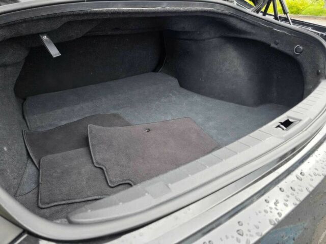 Черный Инфинити Q60, объемом двигателя 3 л и пробегом 38 тыс. км за 12000 $, фото 12 на Automoto.ua