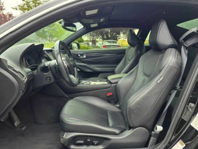 Черный Инфинити Q60, объемом двигателя 3 л и пробегом 38 тыс. км за 12000 $, фото 9 на Automoto.ua