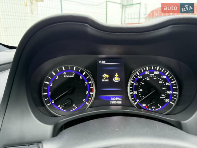 Черный Инфинити Q60, объемом двигателя 3 л и пробегом 78 тыс. км за 23490 $, фото 12 на Automoto.ua