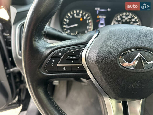 Черный Инфинити Q60, объемом двигателя 3 л и пробегом 129 тыс. км за 22299 $, фото 12 на Automoto.ua
