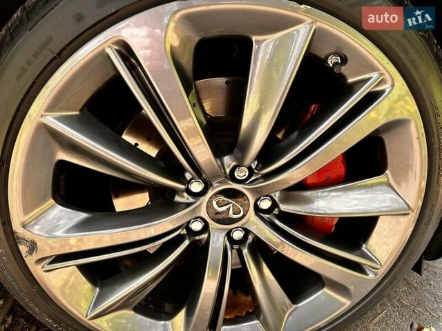 Черный Инфинити Q60, объемом двигателя 3 л и пробегом 42 тыс. км за 42000 $, фото 16 на Automoto.ua