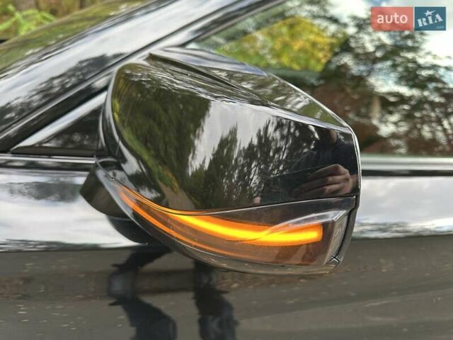 Черный Инфинити Q60, объемом двигателя 3 л и пробегом 42 тыс. км за 42000 $, фото 19 на Automoto.ua