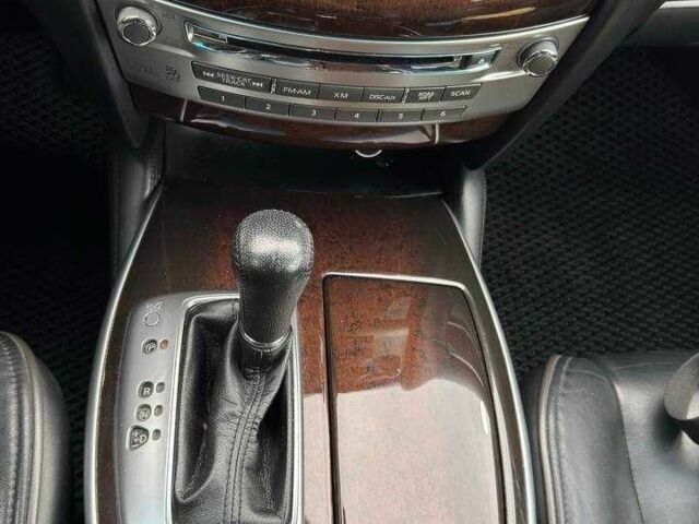 Черный Инфинити Q60, объемом двигателя 3.5 л и пробегом 245 тыс. км за 11900 $, фото 5 на Automoto.ua