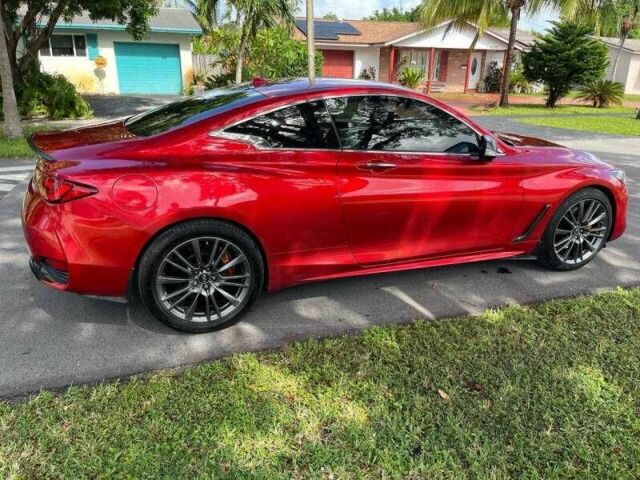 Красный Инфинити Q60, объемом двигателя 3 л и пробегом 55 тыс. км за 4950 $, фото 6 на Automoto.ua