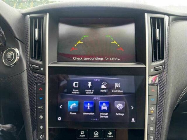 Красный Инфинити Q60, объемом двигателя 3 л и пробегом 56 тыс. км за 7600 $, фото 6 на Automoto.ua