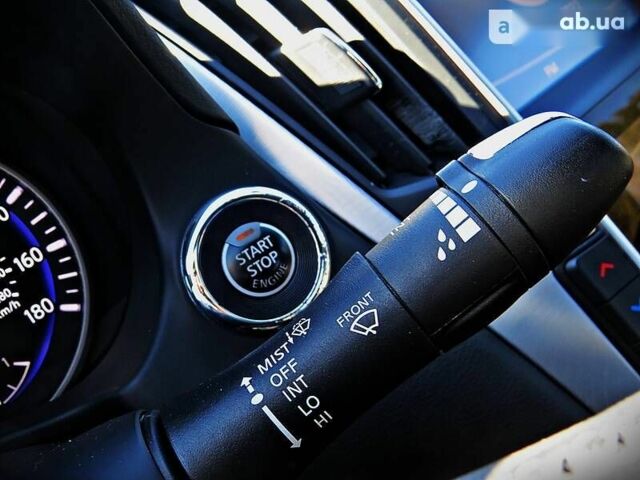 Инфинити Q60, объемом двигателя 2 л и пробегом 107 тыс. км за 23950 $, фото 9 на Automoto.ua