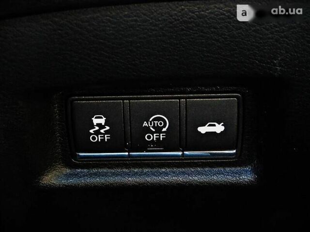 Инфинити Q60, объемом двигателя 2 л и пробегом 107 тыс. км за 23950 $, фото 11 на Automoto.ua