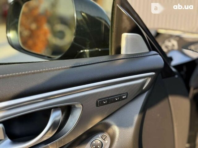 Інфініті Q60, об'ємом двигуна 2 л та пробігом 82 тис. км за 19900 $, фото 29 на Automoto.ua