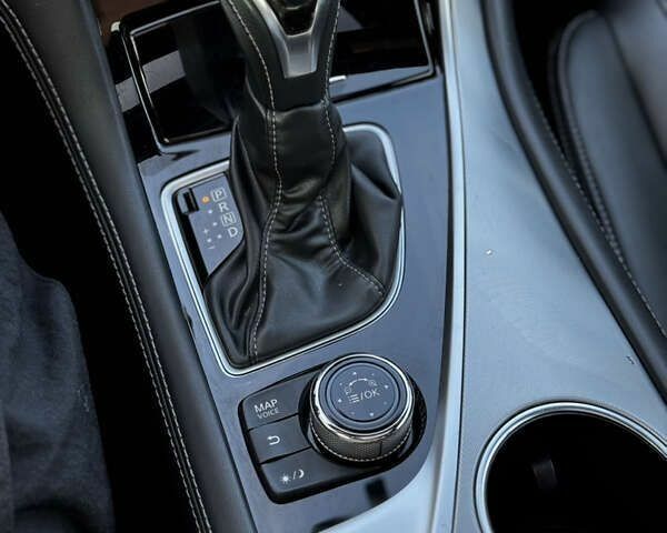 Інфініті Q60, об'ємом двигуна 2 л та пробігом 82 тис. км за 19900 $, фото 19 на Automoto.ua