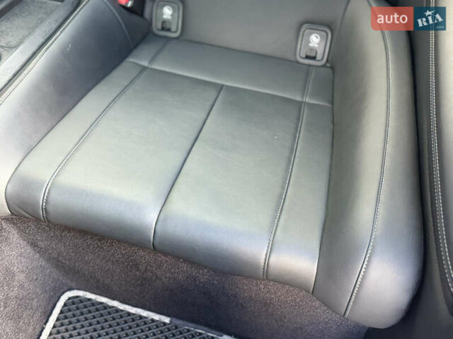 Инфинити Q60, объемом двигателя 2 л и пробегом 38 тыс. км за 23700 $, фото 26 на Automoto.ua